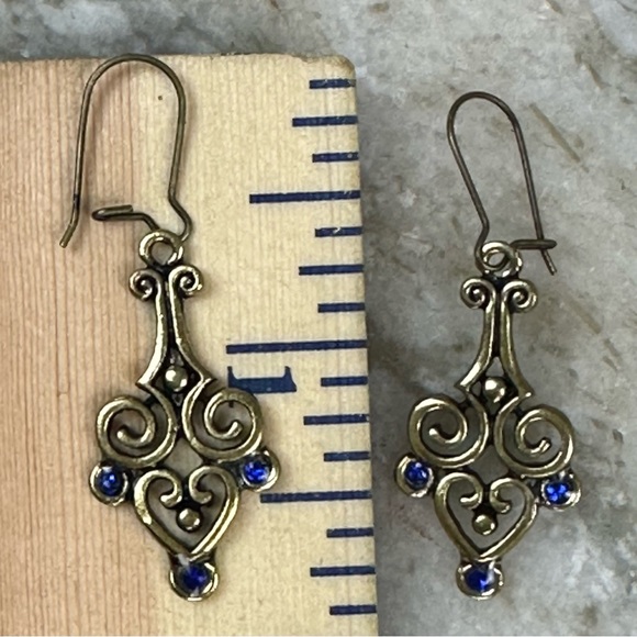 UP SCALE TIME - Dark Blue Faceted Resined Crystal Dangle Earrings Antique Gold - Picture 3 of 3